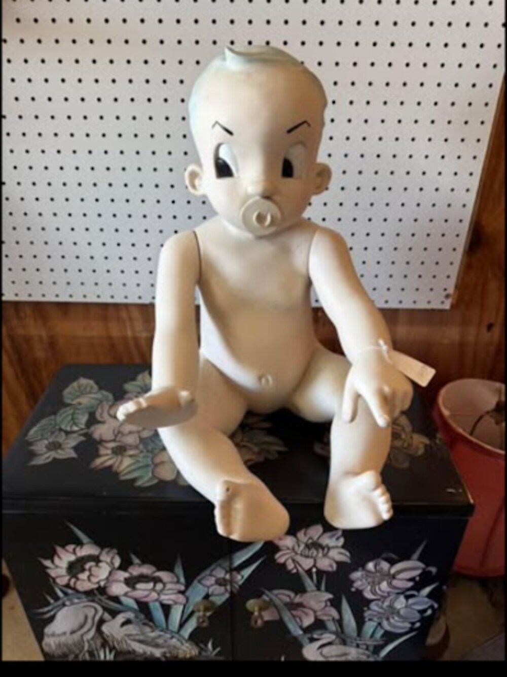 Mannequin baby